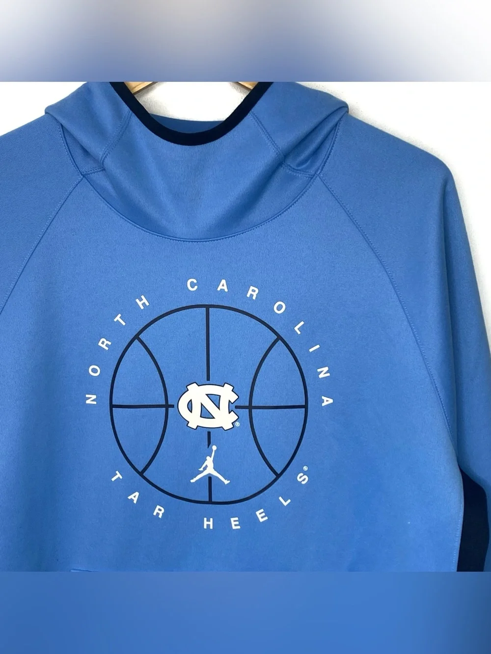 Nike Air Jordan North Carolina Tar Heels UNC Performance Hoodie Sweatshirt Large